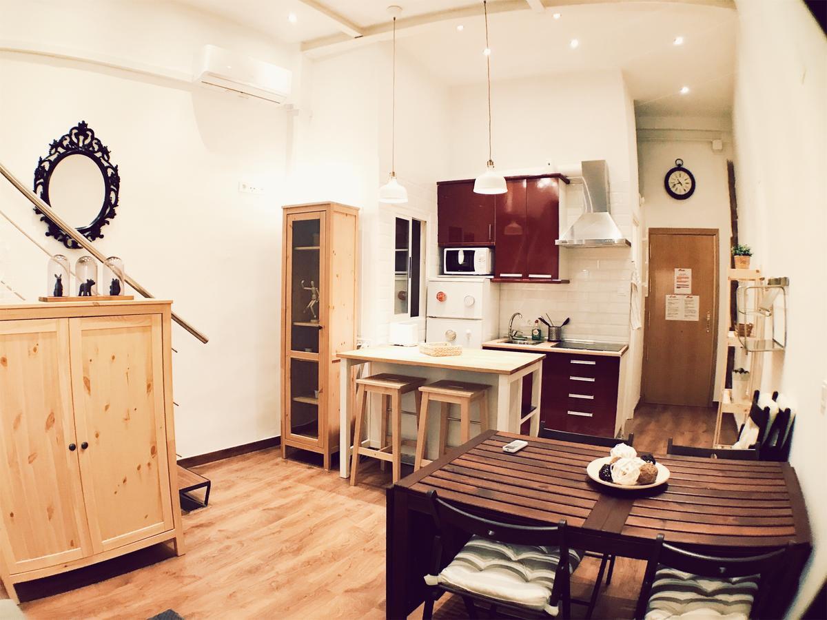 Lollipop Flats City Center Suite II Madrid Bagian luar foto